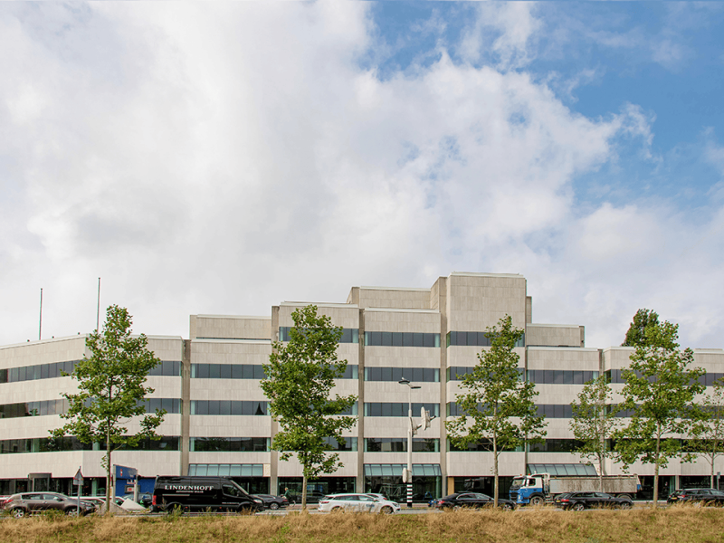 ABN Amro Building, Utrecht (Netherlands) - Strata Argentum Riverwashed