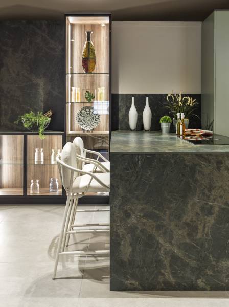 Plan de travail de cuisine en Granite exotique vert Neolith à prix pas cher au Maroc entre Casablanca et Rabat
